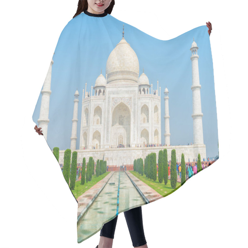 Personality  Main View Of The Taj Mahal On Blue Sky Background Hair Cutting Cape