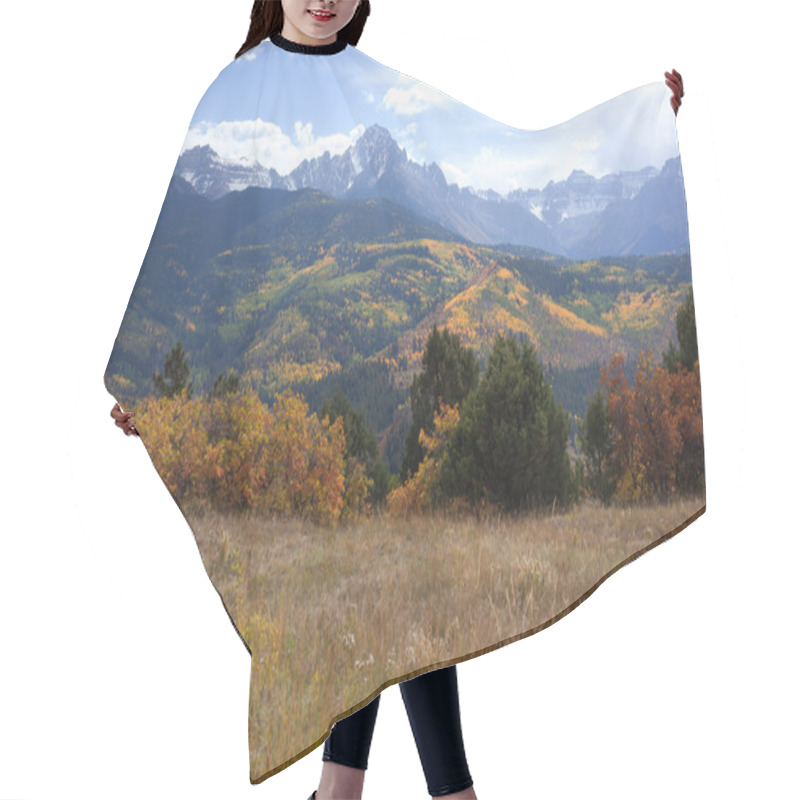 Personality  Ridgway Valley In Autumn Hair Cutting Cape