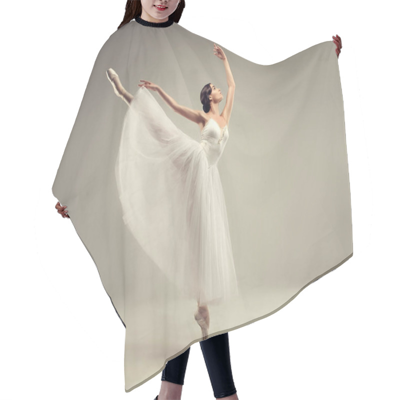 Personality  Graceful Woman Ballet Dancer Hair Cutting Cape