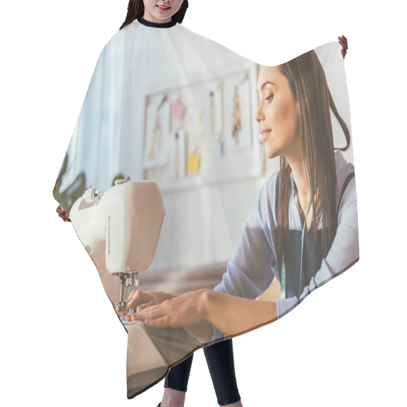 Personality  Beautiful Seamstress Sewing With Sewing Machine  Hair Cutting Cape