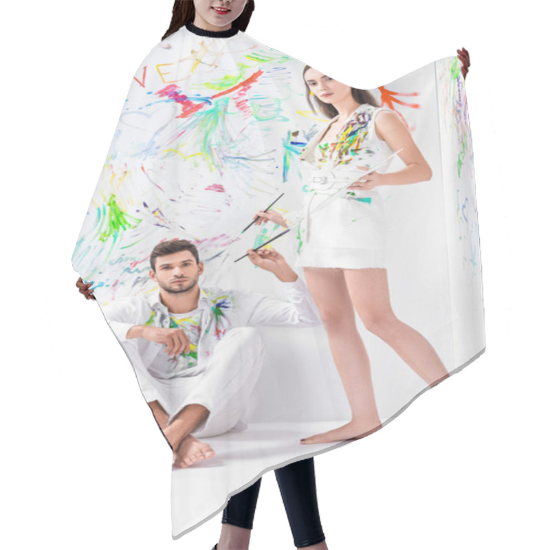 Personality  Barefoot Couple In Painted White Clothes With Drawing Equipment Hair Cutting Cape