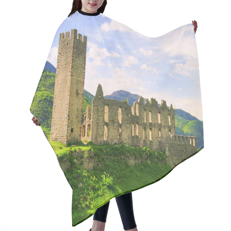 Personality  Castel Belfort 04 Hair Cutting Cape