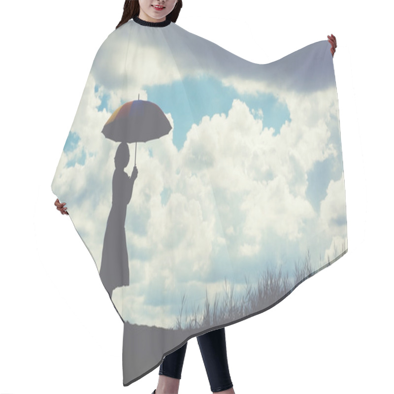 Personality  Silhouette Of Woman Holding Umbrella Sunny Day Hair Cutting Cape