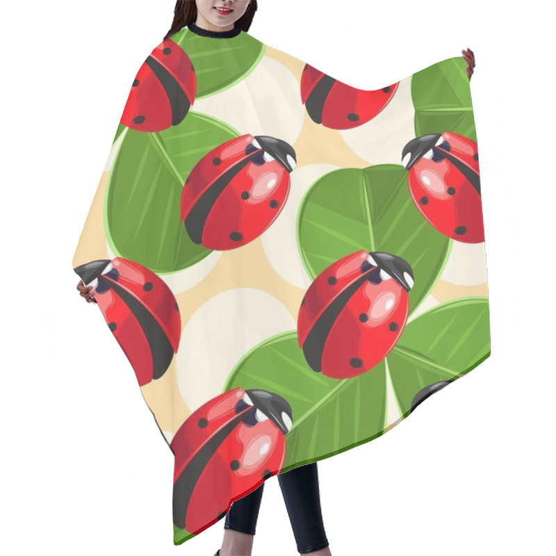 Personality  Ladybug And Clover Seamless Hair Cutting Cape