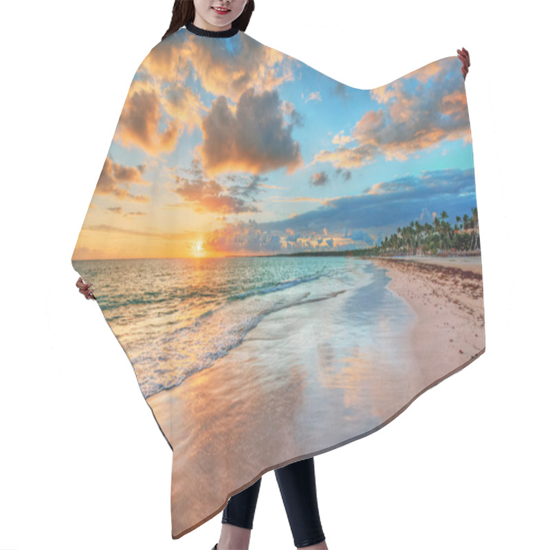 Personality  Fabulously Peaceful Sandy Beach Hair Cutting Cape