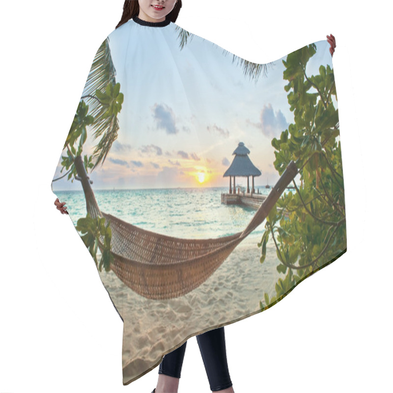 Personality  Hammock And Sunset Hair Cutting Cape