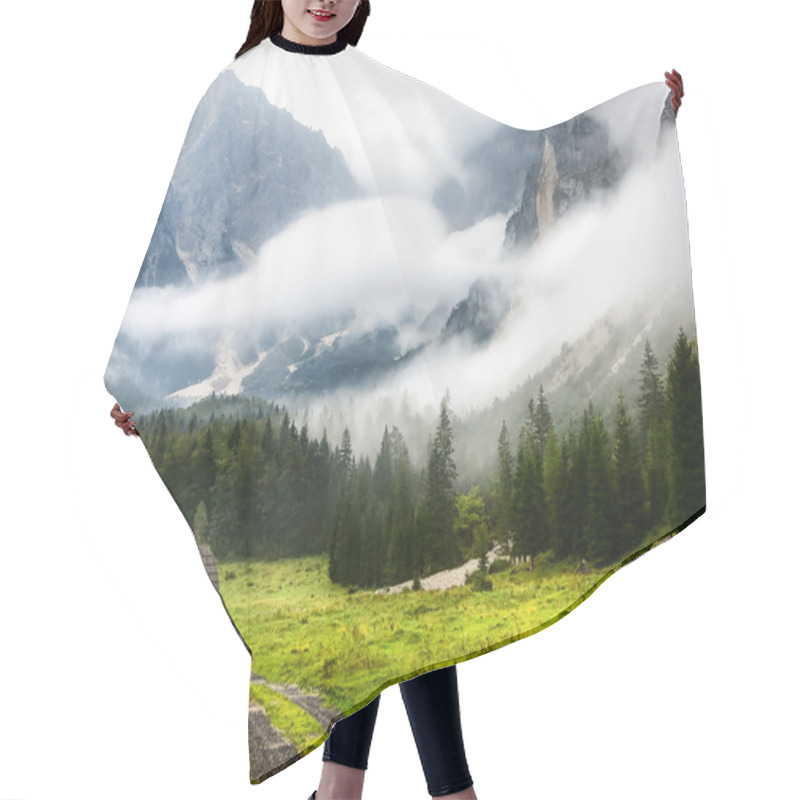 Personality  Mystic Valley Hair Cutting Cape