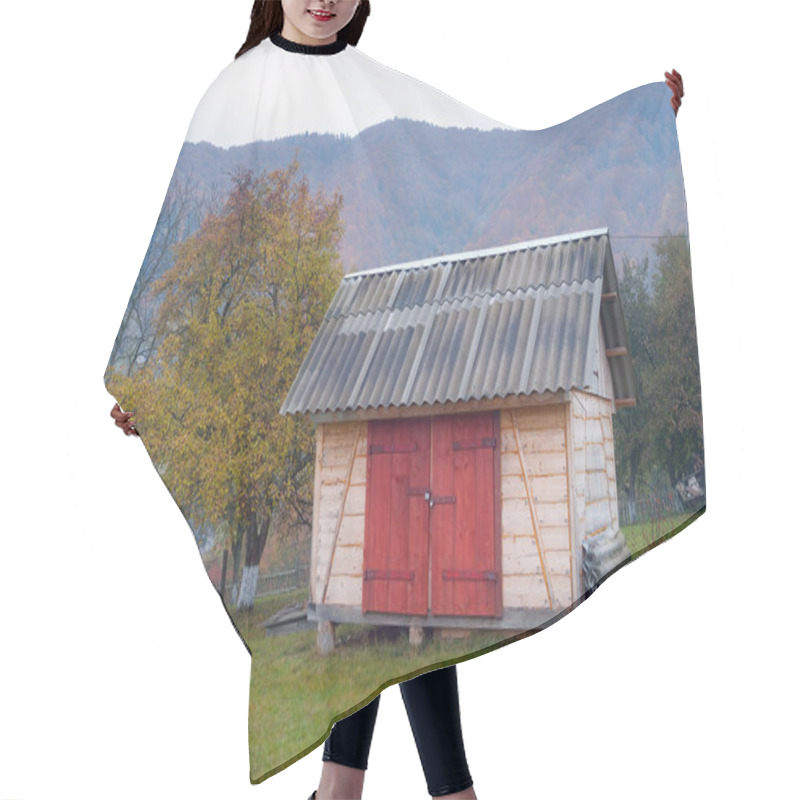 Personality  Barn In The Village Hair Cutting Cape