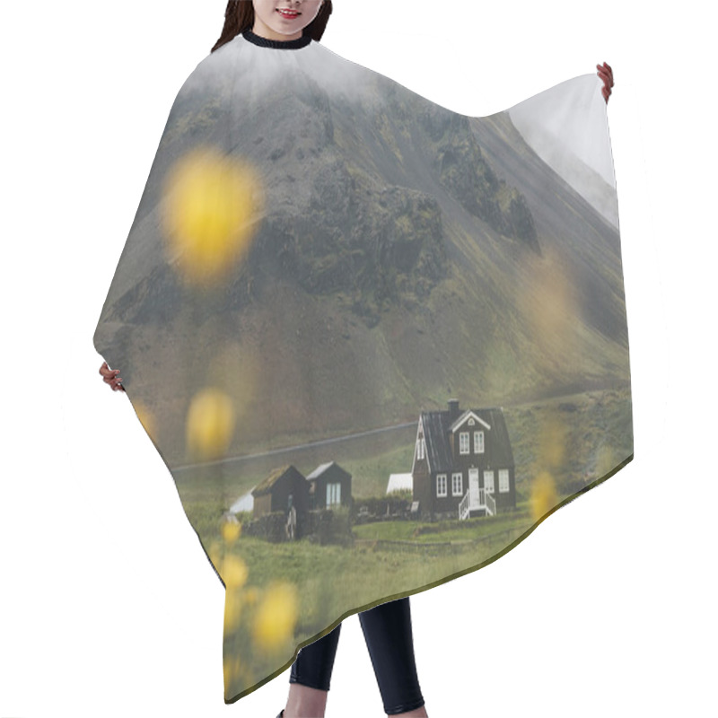 Personality  Countryside Hair Cutting Cape