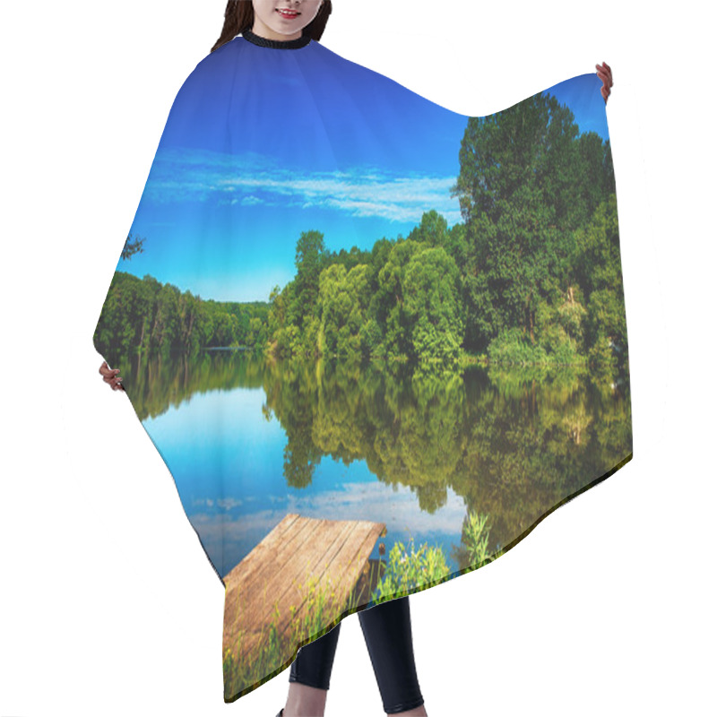 Personality  Wooden Bridge, The River Hair Cutting Cape