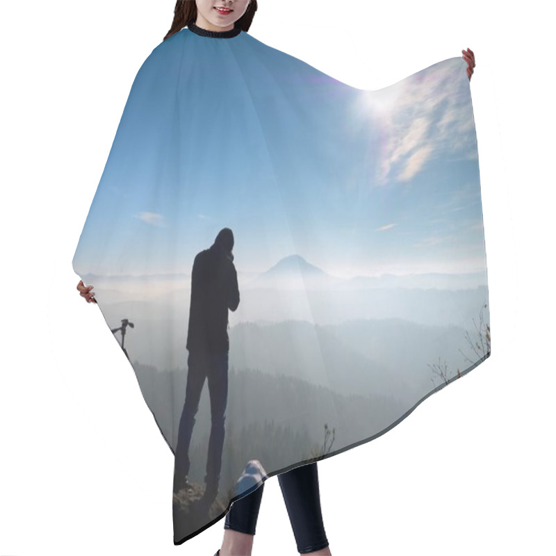 Personality  Photographer Takes Picture Of Freeze Autumnal Landscape  Hair Cutting Cape