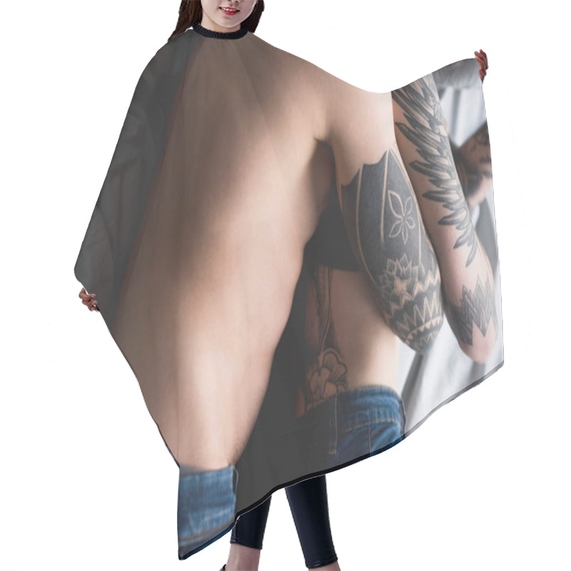 Personality  Cropped Image Of Tattooed Couple Hugging On Bed Hair Cutting Cape