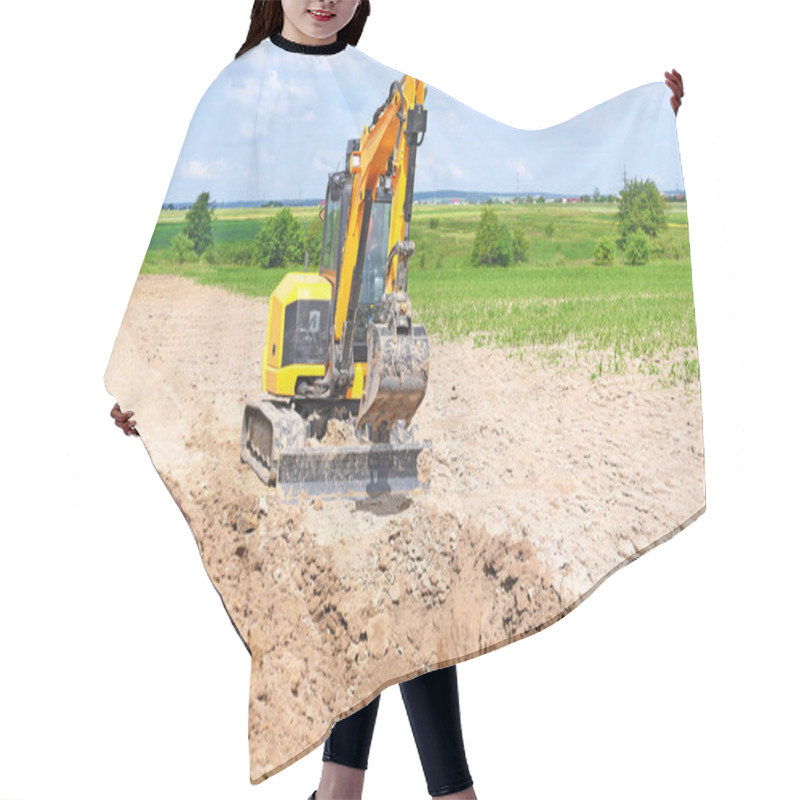 Personality  The Modern Excavator  Performs Excavation Work On The Construction Site  Hair Cutting Cape