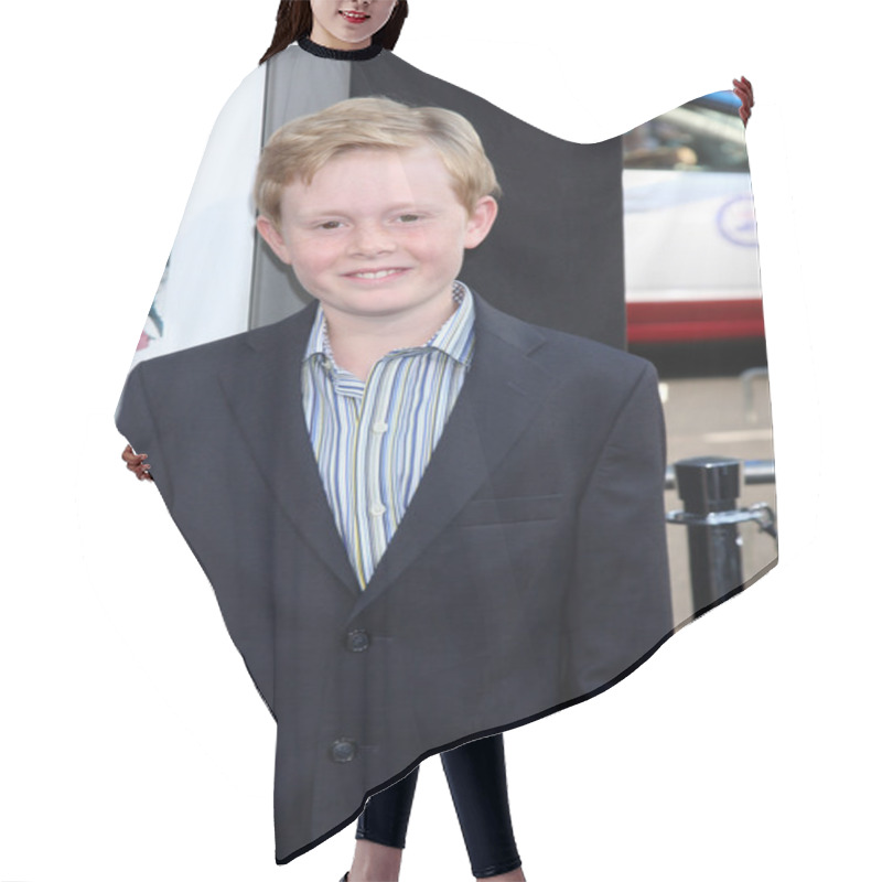 Personality  Jakob Davies Hair Cutting Cape