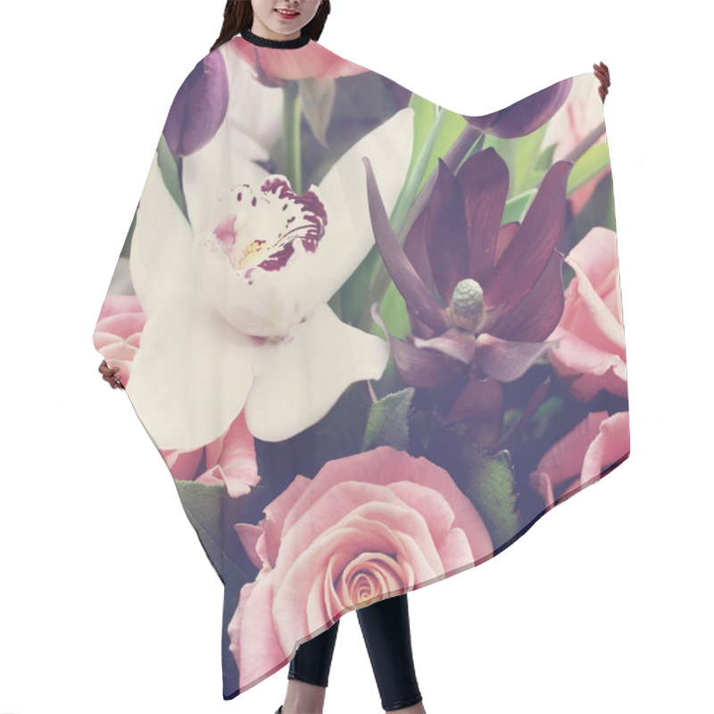 Personality  Beautiful Delicate Bouquet Of Flowers Hair Cutting Cape