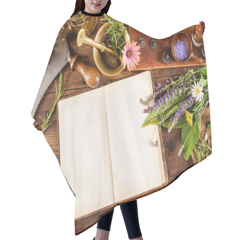 Personality  Natural Medicine Hair Cutting Cape