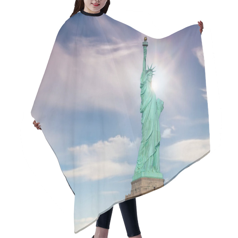 Personality  The Statue Of Liberty In Manhattan, New York City In USA Hair Cutting Cape