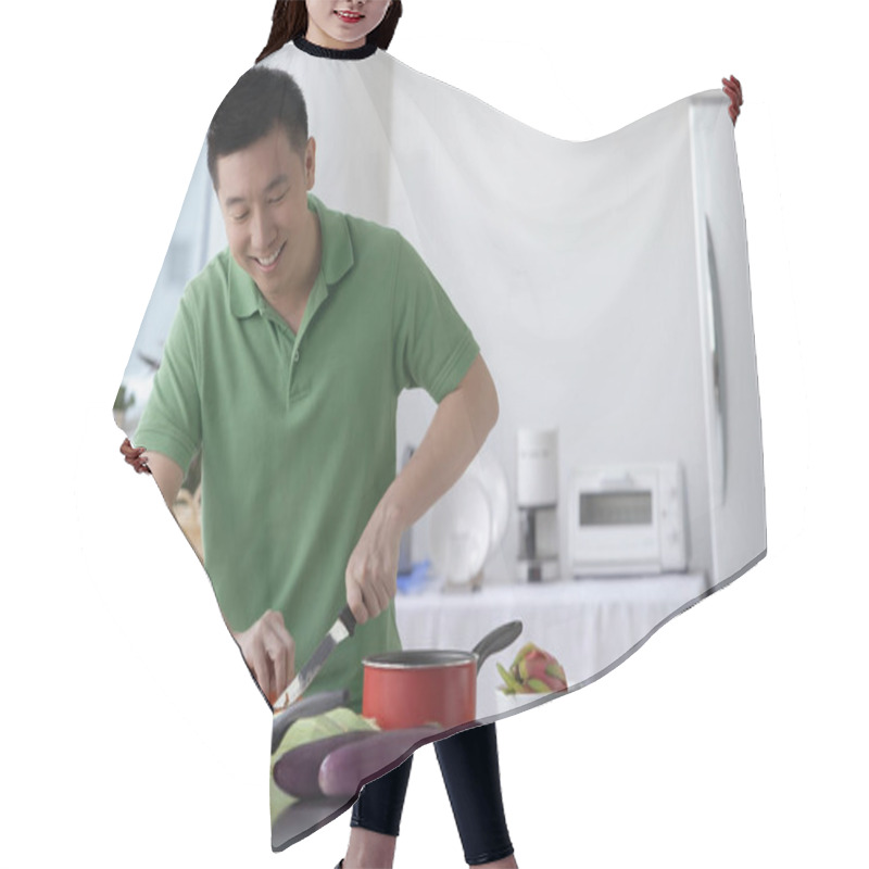 Personality  Man Cooking In The Kitchen Hair Cutting Cape