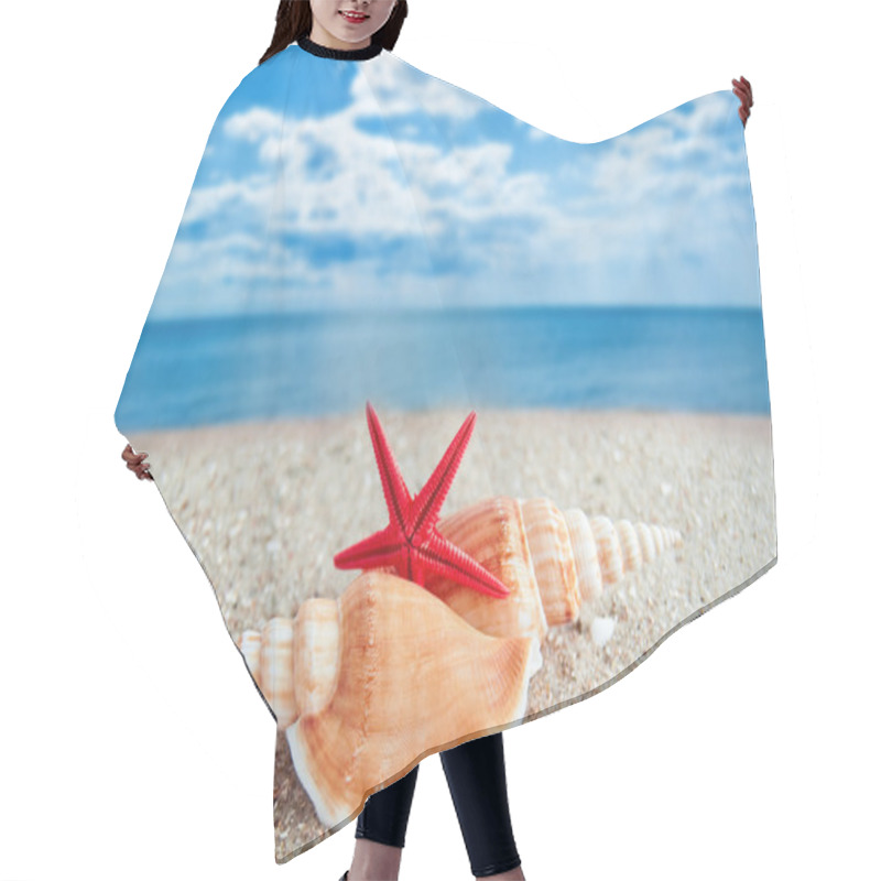 Personality  Shells And Starfish On Beach Hair Cutting Cape