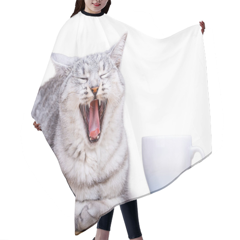 Personality  White Tea Mug Cat Hair Cutting Cape