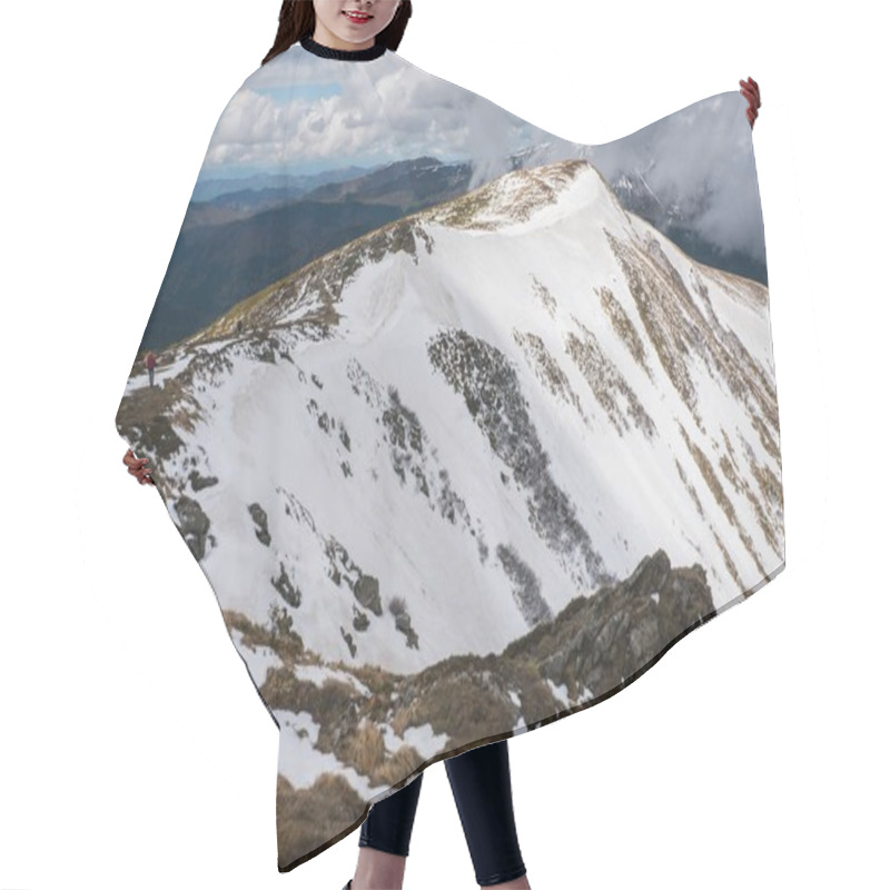 Personality  Beautiful Snowy Mountains   Hair Cutting Cape