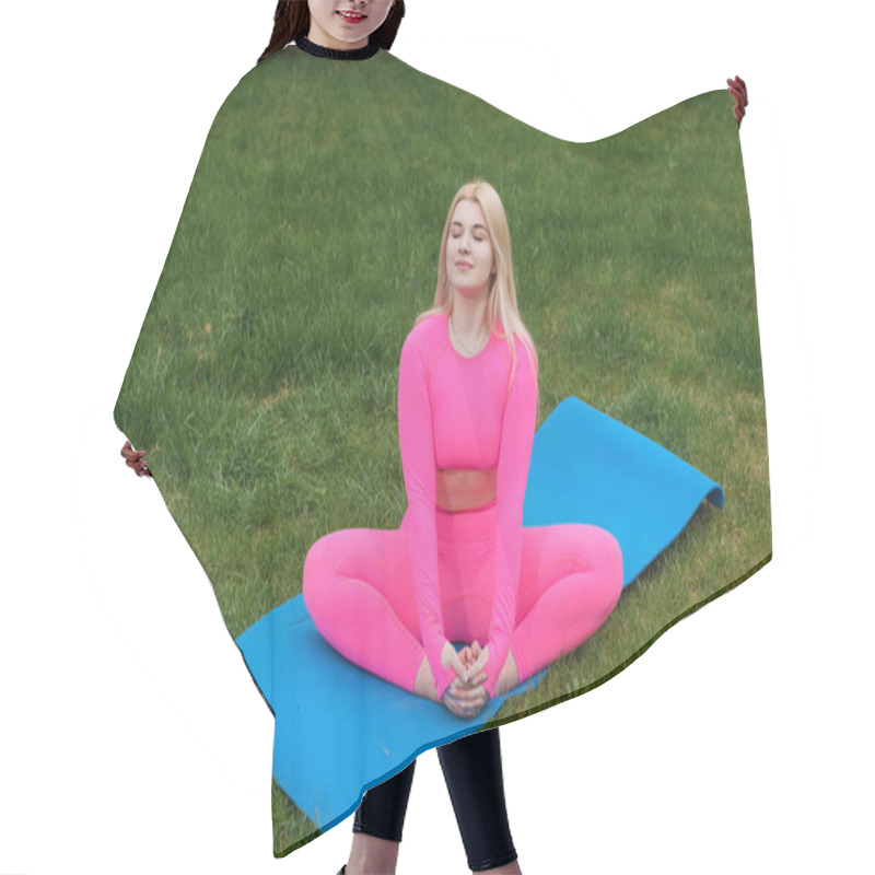 Personality  Girl In A Pink Suit Sits In The Lotus Position And Meditates Hair Cutting Cape