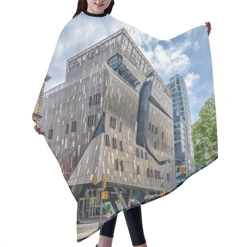 Personality  New York City, USA, May 2018, Outside The Cooper Union Building At Cooper Square, University Of Science And Art In The East Village, Manhattan Hair Cutting Cape