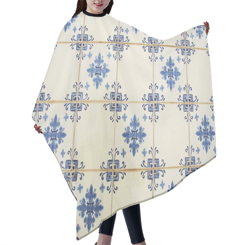 Personality  Typical Portuguese Tiles, Blue And White Hair Cutting Cape