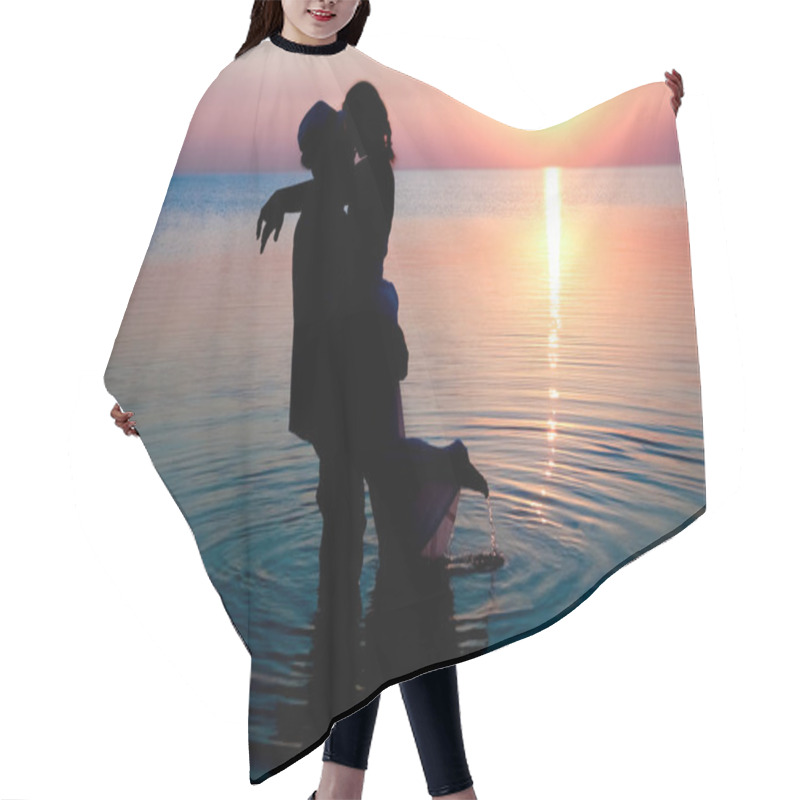 Personality  Happy Couple By The Sea At Sunset On Travel Silhouette In Nature Hair Cutting Cape