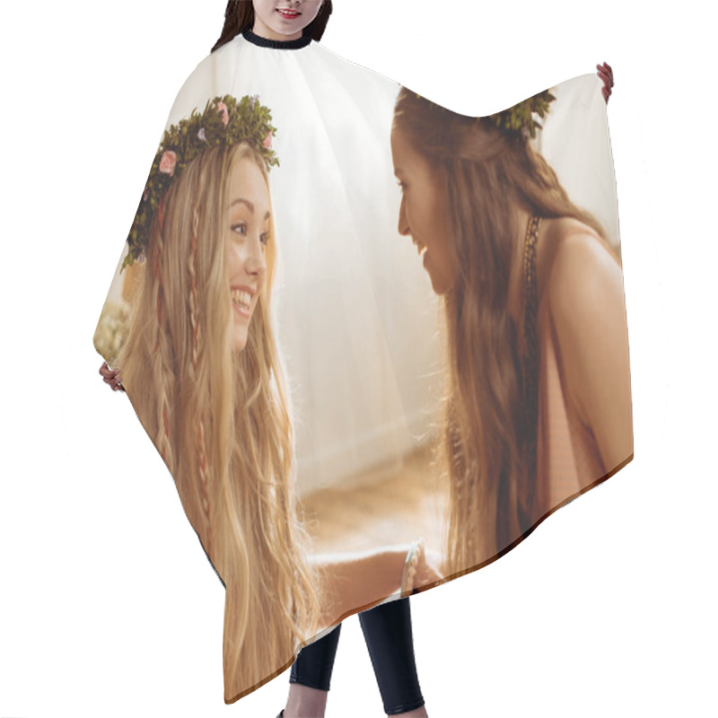 Personality  Bohemian Women In Floral Wreaths Hair Cutting Cape