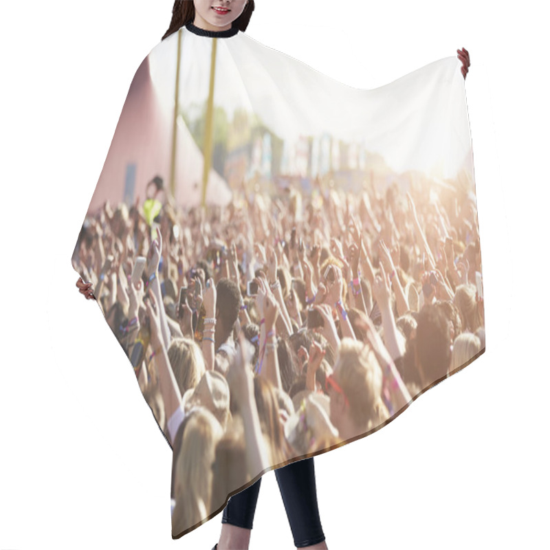 Personality  Audience At Music Festival Hair Cutting Cape