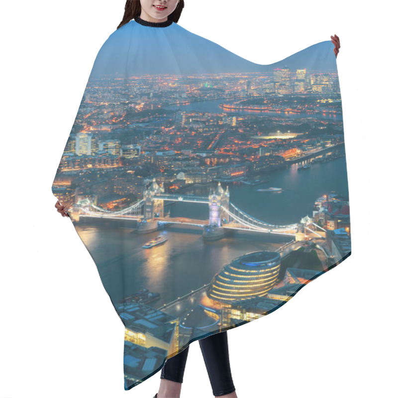 Personality  London Night Hair Cutting Cape