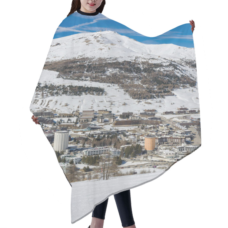 Personality  Ski Slopes In The Via Lattea Hair Cutting Cape