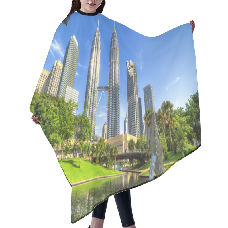 Personality  Petronas Towers In Kuala Lumpur Hair Cutting Cape