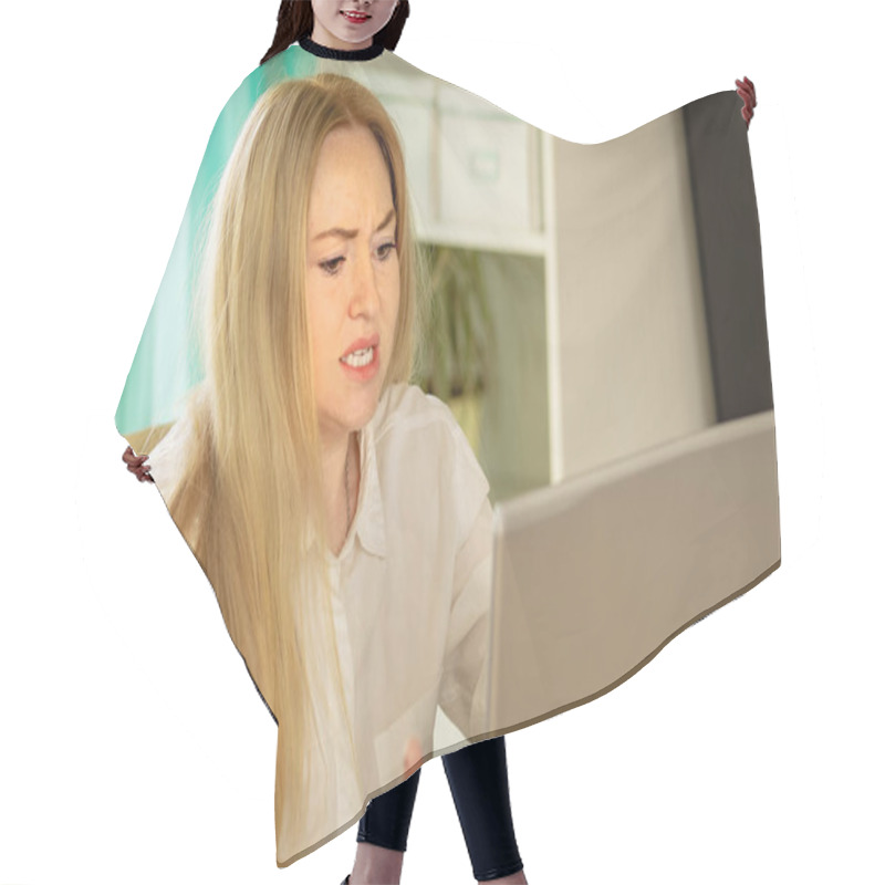 Personality  Confused Young Woman Looking On Laptop At Home Feeling Bewildered By No Connection, Reading Online News In Internet. Hair Cutting Cape