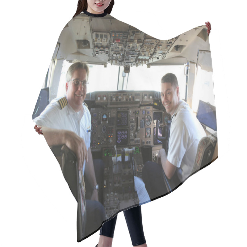 Personality  AUCKLAND, NEW ZEALAND - FEBRUARY 5, 2019: United Airlines Pilots At Cockpit Before Transpacific Flight To San Francisco In Auckland International Airport, New Zealand Hair Cutting Cape