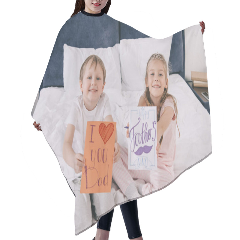 Personality  Adorable Children Holding Fathers Day Greeting Cards While Sitting On Bedding And Smiling At Camera Hair Cutting Cape