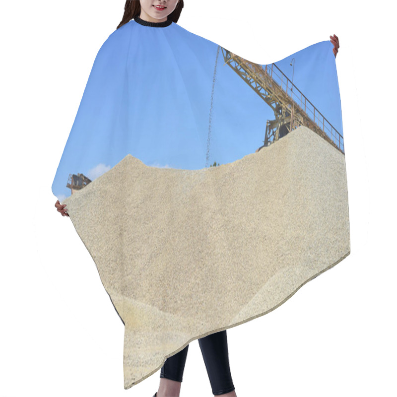 Personality  A Pile Of Washed River Gravel Hair Cutting Cape