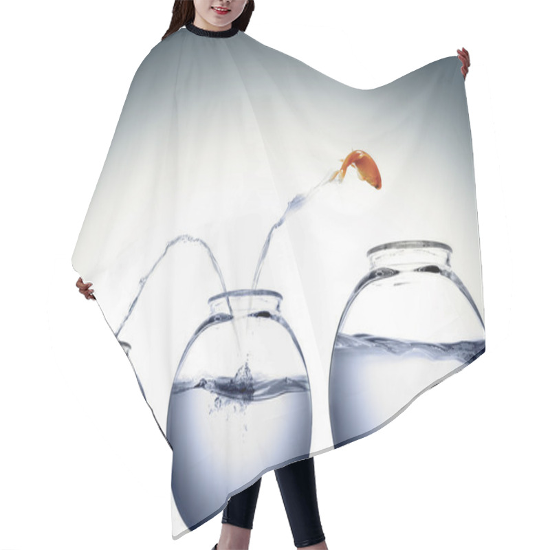 Personality  Jumping To Another Level Hair Cutting Cape