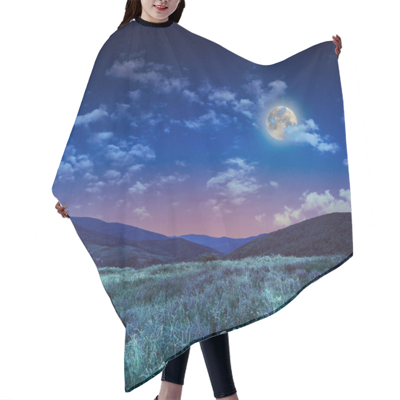 Personality  Moonlight Beams In Highland Hair Cutting Cape