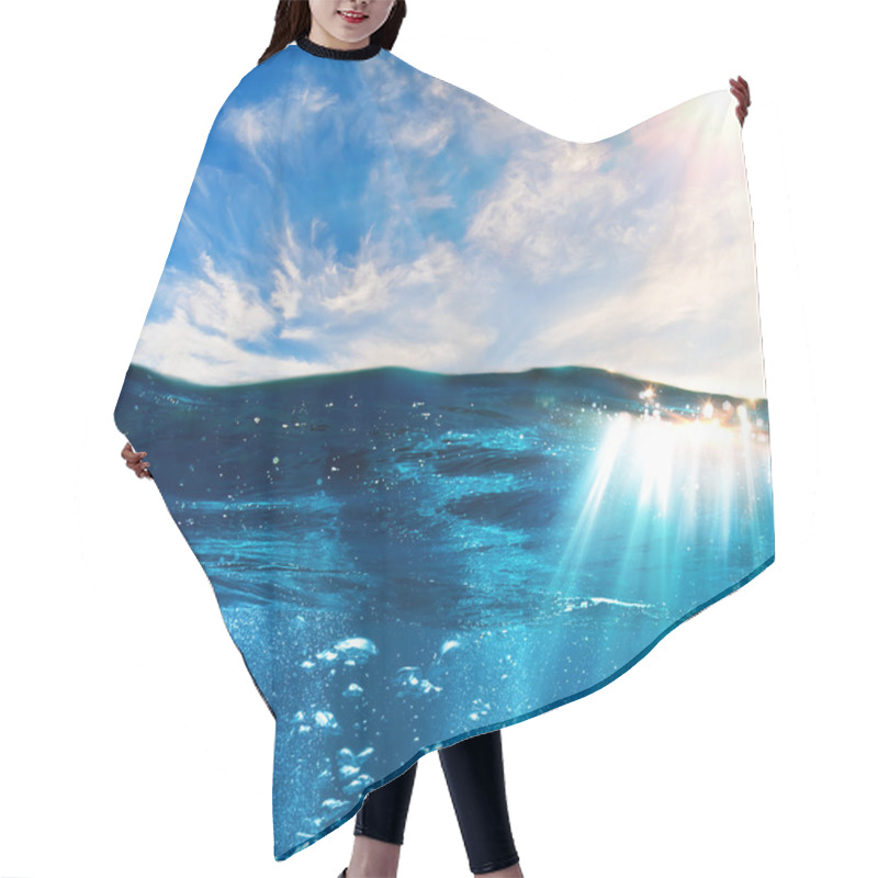 Personality  Underwater And Sunlight Hair Cutting Cape