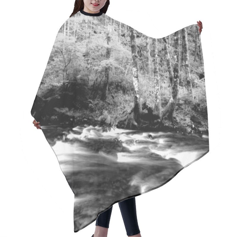 Personality  River Natural Black And White Monochrome Background Hair Cutting Cape