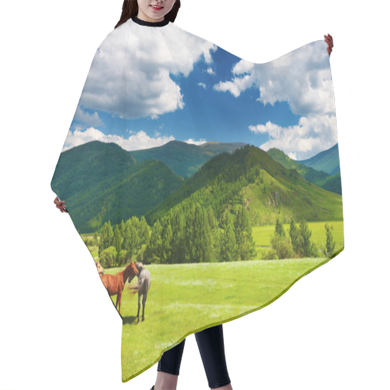 Personality  Mountain Landscape Hair Cutting Cape