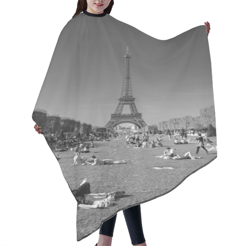 Personality  Paris, France - October 8, 2023 : Panoramic View Of The Champ De Mars, Field Of Mars, A Large Public Greenspace With People In Paris France Hair Cutting Cape