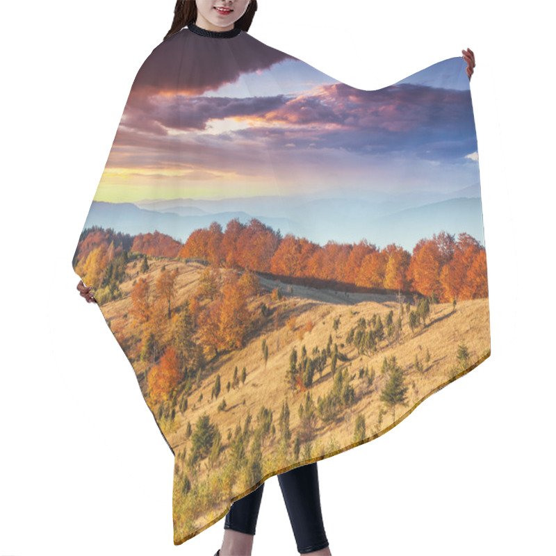 Personality  Autumn Mountains Hair Cutting Cape