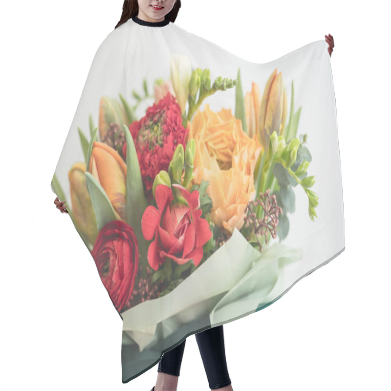 Personality  Bright Stylish Bouquet Of Red And Orange Flowers Hair Cutting Cape