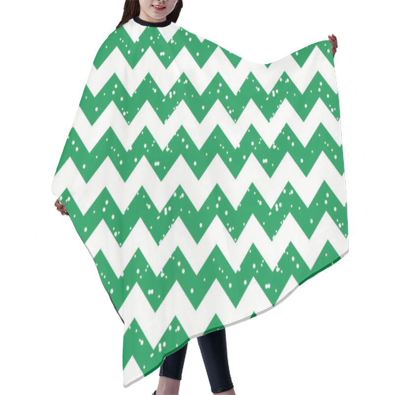 Personality  Green Christmas Zigzag Lines With White Background Hair Cutting Cape