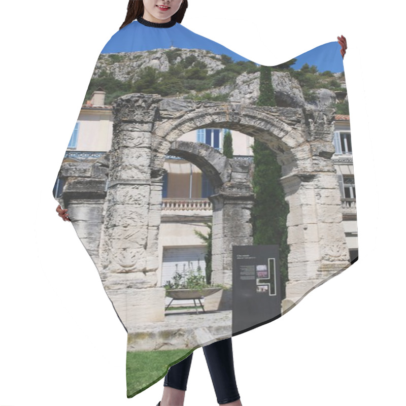 Personality  Roman Arch Hair Cutting Cape