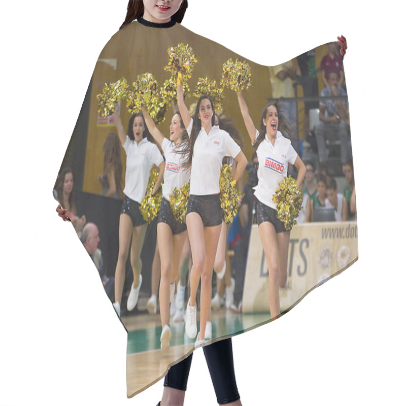 Personality  Cheerleaders Hair Cutting Cape