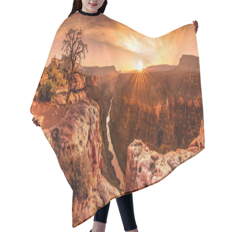 Personality  Grand Canyon. Toroweap Hair Cutting Cape